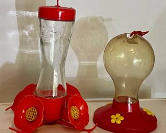 HUMMINGBIRD FEEDERS 