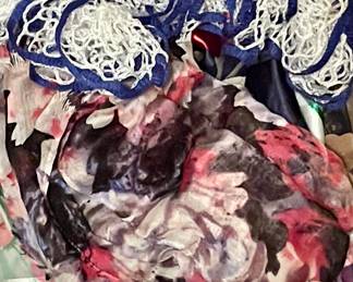 SCARVES
