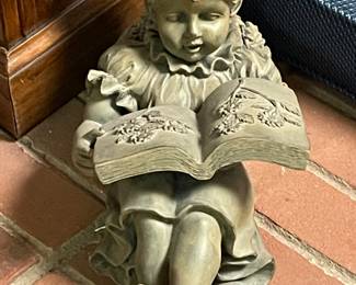 READING GIRL FIGURE