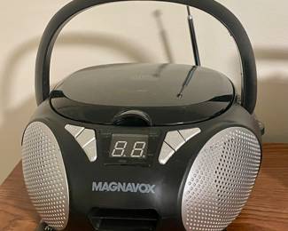 MAGNAVOX CD PLAYER