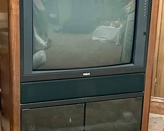 RCA COLOR TV W/MEDIA STORAGE IN OAK CABINET, Includes DVD & VHS Players