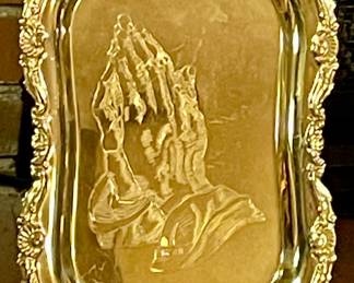 GOLDEN ENGRAVED PRAYING HANDS TRAY