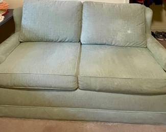 LOVESEAT