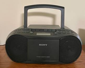 SONY CASSETTE PLAYER