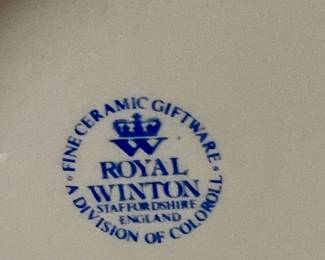 VINTAGE BLUE/WHITE ROYAL WINTON CANTON PORCELAIN PLANTER  (CASHEPOT or JARDINIERE