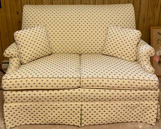 LOVESEAT