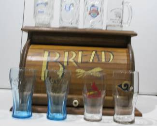 Vintage Breadbox, glassware 11x18x12