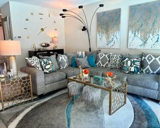Comfy Sectional! $600