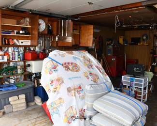 697Garage