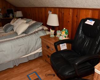 490Bedroom B