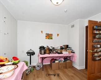 293Bonus Room