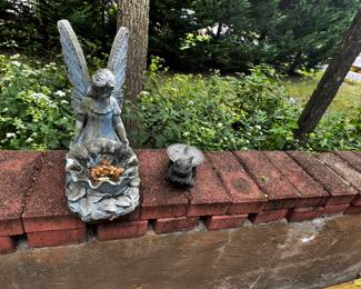 Outdoor angels