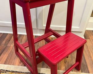 6280 Lillian Vernon Folding Stepstoolmin