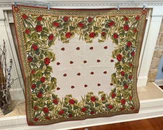 6280 Flemish Tapestries Vintage Ladybug Wall Hangingmin