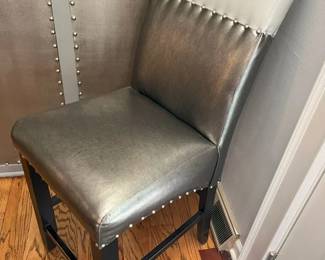 6280 Modern Faux Leather Counter Stools X3min