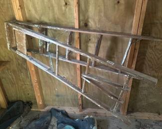 WOODEN LADDER