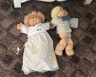 2 CABBAGE PATCH DOLLS