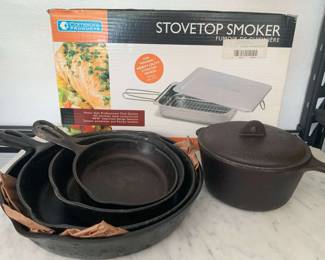 CW235CastIron And Stove Top Smoker