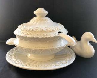 CW168Italian Soup Tureen  Ceramic Duck