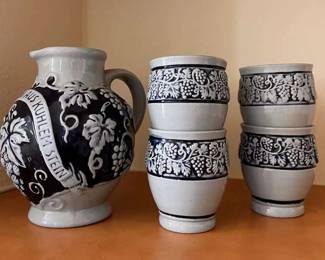 CW145Vintage German Wine Jug And Glasses 