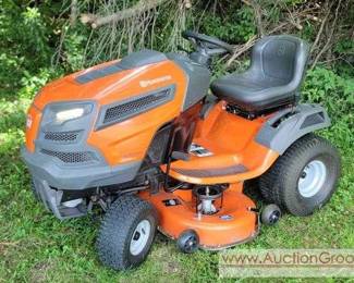 Husqvarna 2019 Riding Mower