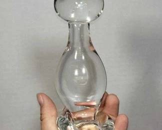 1 Clear Glass Cat Figurine. May be Viking Glass
