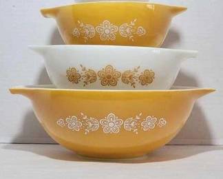 MCM PYREX Butterfly Gold and White Nesting Mixing Bowls
