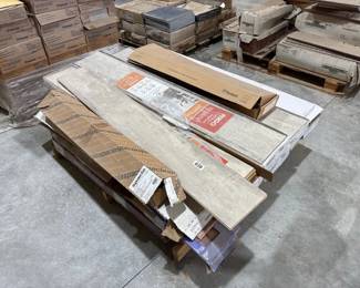 PALLET OF VARIOUS SIZE AND COLOR FLOORING