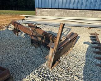 SKID STEER HYDRAULIC LOG SPLITTER