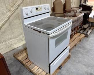 WHIRPOOL SELFCLEANING OVEN