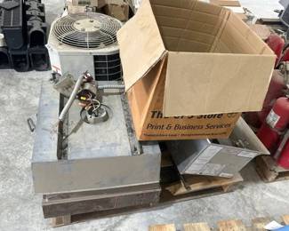 LOT OF UNIT ITEMS