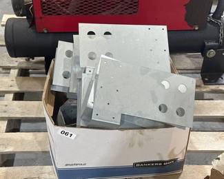 METAL HANGERS