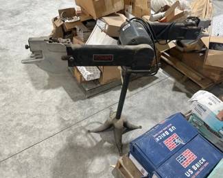 EASTMAN RAG CUTTER ON STAND