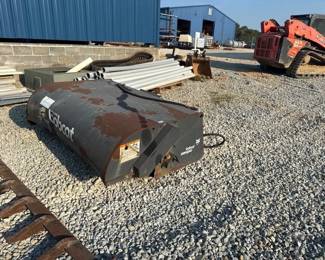 BOBCAT SKID STEER SWEEPER