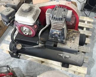 AIR COMPRESSOR