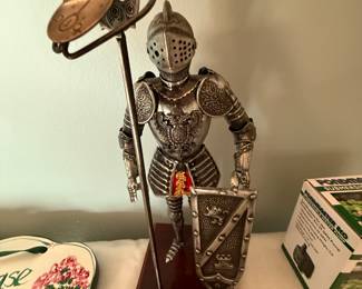 Letter opener knight