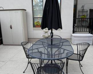 Patio table and 6 chairs