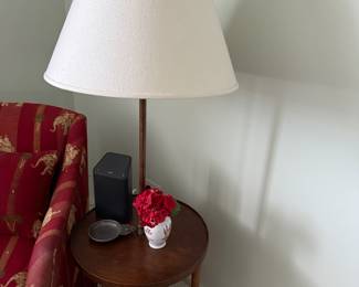 Table lamp