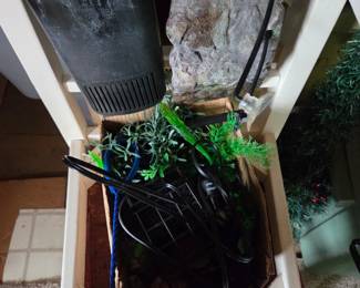 Misc aquarium accessories