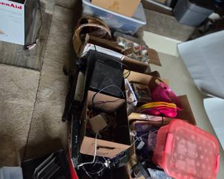 More electronics and dishes.