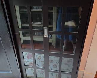Media cabinet