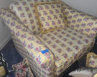 Stuff chair