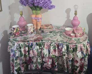 Dressing table