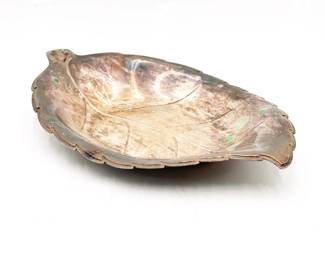 Vintage International Silver Co. “Anniversary Rose” Silverplate Leaf Dish