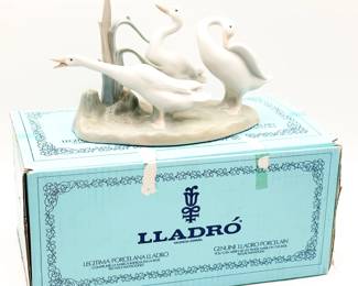 Vintage Lladró "Grupo de Patos" Porcelain Figurine by Fulgencio Garcia
