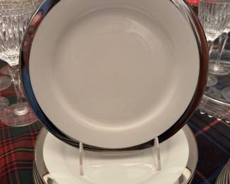 Ralph Lauren China -- Set of 8 dinner Plates, Set of 8 Salad Plates, Set of 8 Bread & Butter Plates and Set of 8 Cups & Saucers. Photo 1 of 2.