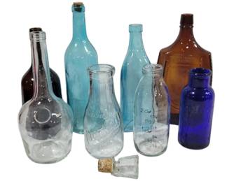 117x - Lot of Assorted Glass Bottles
