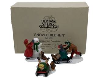 1310 - Dept 56 Heritage Village Snow Children w/ box
