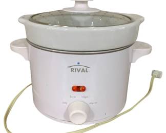 183 - Rival Mini Crockpot - 7 x 7
