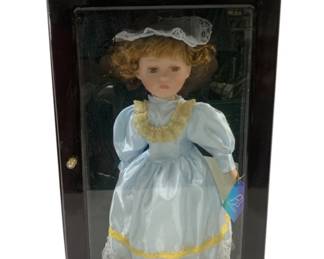 1996 - Ashley Belle Doll in Wood Case 21.5 x 12 x 7 case damaged

